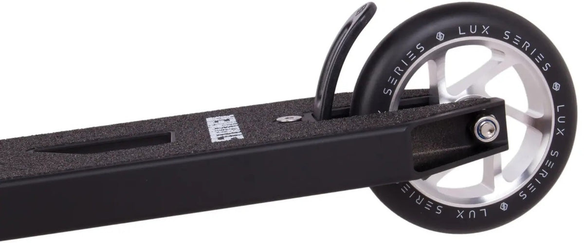 Freestyle koloběžka Striker Essential S Black Silver