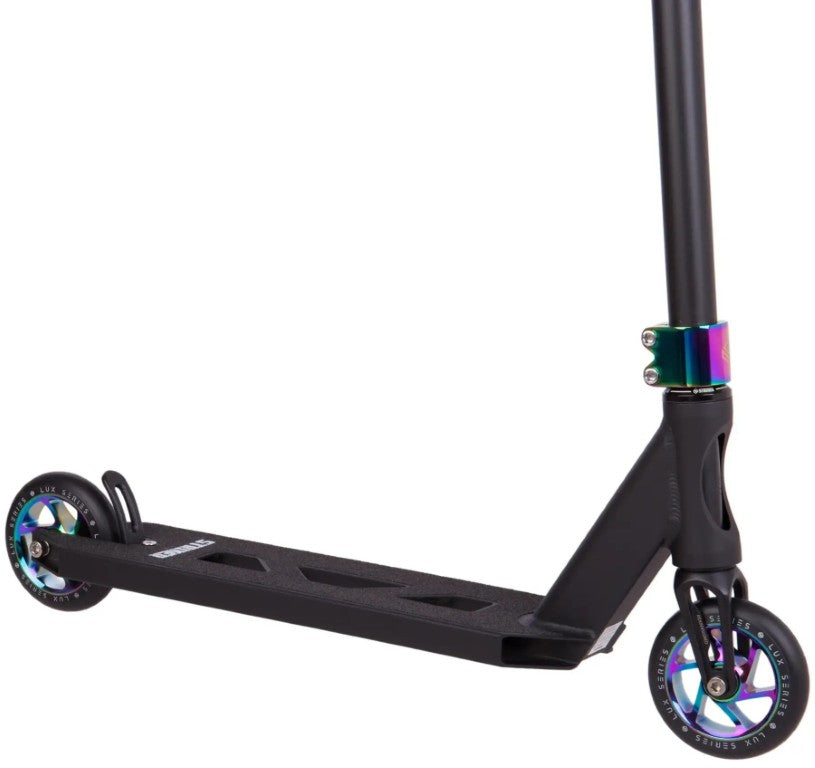 Freestyle koloběžka Striker Essential S Black Rainbow