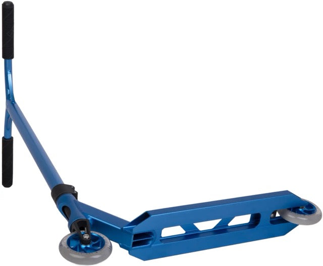 Freestyle koloběžka Striker Lux Blue