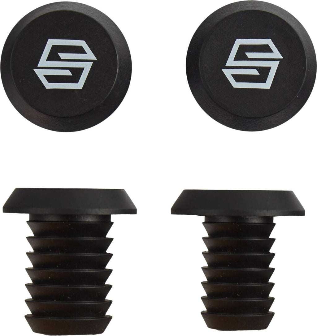 Gripy Striker Black White