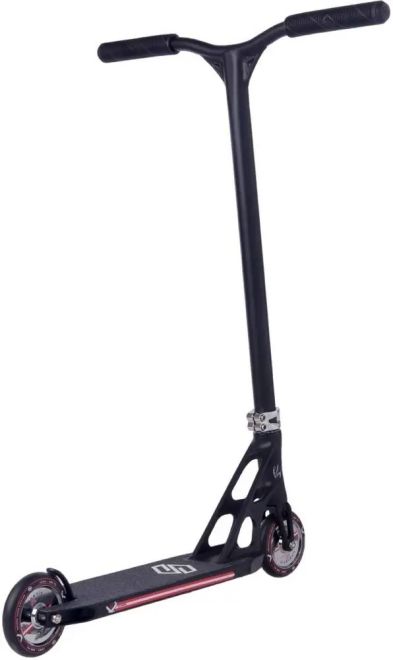 Striker Bgseakk Magnetit Stunt Scooter Black Silver